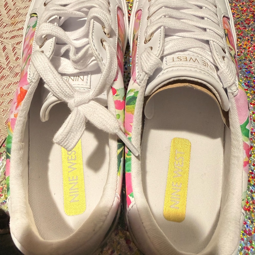 Nine West White‎ and Pink Floral Sneakers - Picture 13 of 16